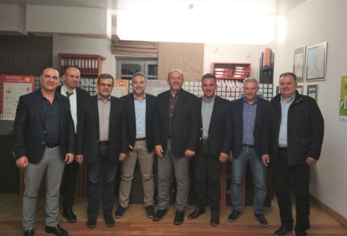 &Theta;&omicron;&rho;&upsilon;&beta;&eta;&mu;έ&nu;&epsilon;&sigmaf; &omicron;&iota; &epsilon;&pi;&iota;&chi;&epsilon;&iota;&rho;ή&sigma;&epsilon;&iota;&sigmaf; &sigma;&tau;&eta;&nu; &Pi;&epsilon;&lambda;&omicron;&pi;ό&nu;&nu;&eta;&sigma;&omicron; &ndash; &Zeta;&eta;&tau;&omicron;ύ&nu; &xi;&epsilon;&kappa;ά&theta;&alpha;&rho;&epsilon;&sigmaf; &alpha;&pi;&alpha;&nu;&tau;ή&sigma;&epsilon;&iota;&sigmaf; &gamma;&iota;&alpha; &tau;&omicron; &phi;&upsilon;&sigma;&iota;&kappa;ό &alpha;έ&rho;&iota;&omicron;