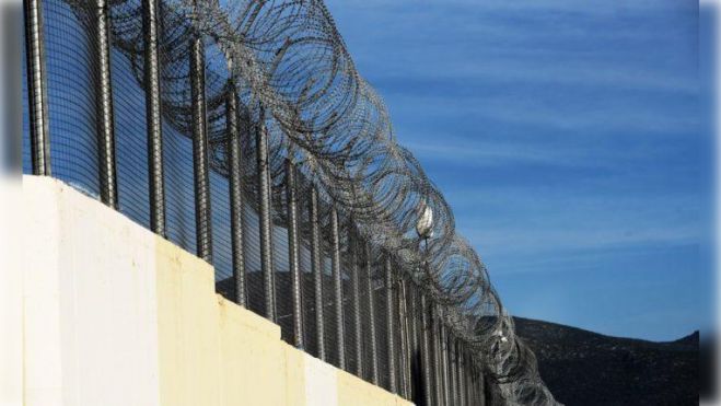 &Delta;&eta;&mu;ή&tau;&rho;&eta;&sigmaf; &Sigma;&iota;έ&mu;&pi;&omicron;&sigmaf;: "&Eta; &nu;έ&alpha; &delta;&iota;&alpha;&delta;&iota;&kappa;&alpha;&sigma;ί&alpha; &pi;&rho;&omicron;&sigma;&lambda;ή&psi;&epsilon;&omega;&nu; &sigma;&epsilon; &sigma;&omega;&phi;&rho;&omicron;&nu;&iota;&sigma;&tau;&iota;&kappa;ά &kappa;&alpha;&tau;&alpha;&sigma;&tau;ή&mu;&alpha;&tau;&alpha; &kappa;&alpha;&iota; &eta; &Mu;&epsilon;&gamma;&alpha;&lambda;ό&pi;&omicron;&lambda;&eta;!"