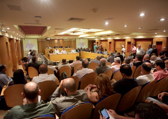 &Sigma;&kappa;έ&phi;&tau;&omicron;&nu;&tau;&alpha;&iota; &nu;&alpha; .. &kappa;&alpha;&tau;&epsilon;&beta;ά&sigma;&omicron;&upsilon;&nu; &rho;&omicron;&lambda;ά &omicron;&iota; &Delta;ή&mu;&omicron;&iota; &alpha;&nu; &delta;&epsilon;&nu; &beta;&rho;&epsilon;&theta;&epsilon;ί &lambda;ύ&sigma;&eta; &mu;&epsilon; &tau;&omicron;&upsilon;&sigmaf; &sigma;&upsilon;&mu;&beta;&alpha;&sigma;&iota;&omicron;ύ&chi;&omicron;&upsilon;&sigmaf; &kappa;&alpha;&theta;&alpha;&rho;&iota;ό&tau;&eta;&tau;&alpha;&sigmaf;!