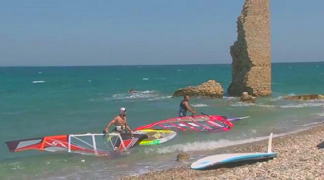 &Iota;&delta;&alpha;&nu;&iota;&kappa;έ&sigmaf; &sigma;&upsilon;&nu;&theta;ή&kappa;&epsilon;&sigmaf; &gamma;&iota;&alpha; Windsurfing &kappa;&alpha;&iota; Kitesurfing &sigma;&tau;&eta; &Beta;. &Kappa;&upsilon;&nu;&omicron;&upsilon;&rho;ί&alpha; (vd)!