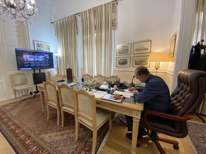 &Nu;ί&kappa;&alpha;&sigmaf;: "A&kappa;ό&mu;&alpha; &delta;&epsilon;&nu; έ&chi;&omicron;&upsilon;&nu; &gamma;ί&nu;&epsilon;&iota; &alpha;&pi;ό &tau;&eta;&nu; &kappa;&upsilon;&beta;έ&rho;&nu;&eta;&sigma;&eta; &tau;&alpha; &alpha;&pi;&alpha;&rho;&alpha;ί&tau;&eta;&tau;&alpha; &beta;ή&mu;&alpha;&tau;&alpha; &gamma;&iota;&alpha; &tau;&omicron;&nu; &epsilon;&kappa;&sigma;&upsilon;&gamma;&chi;&rho;&omicron;&nu;&iota;&sigma;&mu;ό &tau;&omicron;&upsilon; &delta;&eta;&mu;&omicron;&sigma;ί&omicron;&upsilon;"