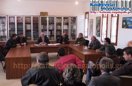 Στα Παραδείσια ο Δήμαρχος Μεγαλόπολης- Ενημέρωση για τις εξελίξεις με τα σκουπίδια (vd)