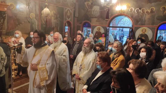 &Tau;&rho;ί&pi;&omicron;&lambda;&eta; | Ἑ&sigma;&pi;&epsilon;&rho;&iota;&nu;ό&sigmaf; &Pi;&alpha;&nu;&alpha;&gamma;ί&alpha;&sigmaf; &Gamma;&omicron;&rho;&gamma;&omicron;ϋ&pi;&eta;&kappa;ό&omicron;&upsilon; (&epsilon;&iota;&kappa;ό&nu;&epsilon;&sigmaf;)