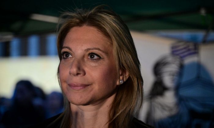 &Kappa;&alpha;&rho;&upsilon;&sigma;&tau;&iota;&alpha;&nu;&omicron;ύ | &Pi;&iota;&theta;&alpha;&nu;ή &eta; &delta;&eta;&mu;&iota;&omicron;&upsilon;&rho;&gamma;ί&alpha; &kappa;ό&mu;&mu;&alpha;&tau;&omicron;&sigmaf; - &laquo;&Pi;ά&mu;&epsilon; &gamma;&iota;&alpha; &kappa;ά&tau;&iota; &pi;&omicron;&lambda;ύ &mu;&epsilon;&gamma;ά&lambda;&omicron;&raquo;