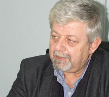 &laquo;&Gamma;&iota;&alpha;&tau;ί &nu;&alpha; &mu;&iota;&sigma;&theta;ώ&sigma;&omicron;&upsilon;&mu;&epsilon; &omicron;&iota;&kappa;ό&pi;&epsilon;&delta;&omicron; &gamma;&iota;&alpha; &tau;&alpha; &sigma;&kappa;&omicron;&upsilon;&pi;ί&delta;&iota;&alpha; &mu;&epsilon; 160.000 &epsilon;&upsilon;&rho;ώ; &Upsilon;&pi;ά&rho;&chi;&epsilon;&iota; έ&kappa;&tau;&alpha;&sigma;&eta; &sigma;&tau;&eta;&nu; &Alpha;&sigma;έ&alpha; &pi;&omicron;&upsilon; &epsilon;ί&nu;&alpha;&iota; &delta;&omega;&rho;&epsilon;ά&nu;&raquo;!