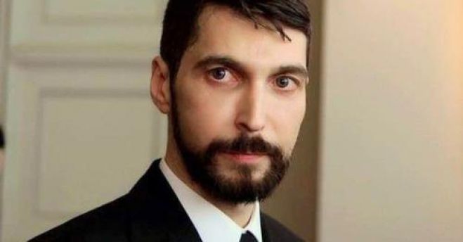 &Kappa;ύ&rho;&iota;&omicron;&sigmaf; &omicron;&mu;&iota;&lambda;&eta;&tau;ή&sigmaf; &sigma;&tau;&omicron; &delta;&iota;&epsilon;&theta;&nu;έ&sigmaf; forum &tau;&omega;&nu; &Delta;&epsilon;&lambda;&phi;ώ&nu; &omicron; &Nu;ί&kappa;&omicron;&sigmaf; &Phi;&lambda;ώ&rho;&omicron;&sigmaf;
