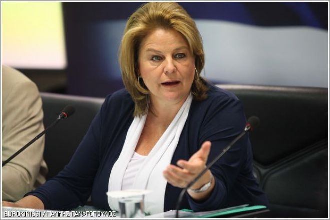 &laquo;&Omicron;&mu;&alpha;&lambda;ά &eta; &tau;&rho;&omicron;&phi;&omicron;&delta;&omicron;&sigma;ί&alpha; &tau;&omega;&nu; &Alpha;&Tau;&Mu;&raquo; &lambda;έ&epsilon;&iota; &eta; &Pi;&rho;ό&epsilon;&delta;&rho;&omicron;&sigmaf; &tau;&eta;&sigmaf; Έ&nu;&omega;&sigma;&eta;&sigmaf; &Epsilon;&lambda;&lambda;&eta;&nu;&iota;&kappa;ώ&nu; &Tau;&rho;&alpha;&pi;&epsilon;&zeta;ώ&nu;