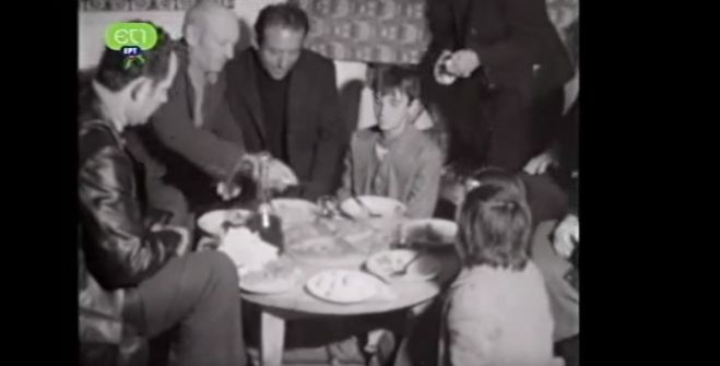 &Chi;&rho;&iota;&sigma;&tau;&omicron;&upsilon;&gamma;&epsilon;&nu;&nu;&iota;ά&tau;&iota;&kappa;&alpha; έ&theta;&iota;&mu;&alpha; &alpha;&pi;ό &tau;&eta;&nu; &Gamma;&omicron;&rho;&tau;&upsilon;&nu;ί&alpha; (vd)
