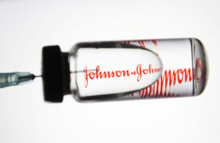 Εμβόλιο Johnson & Johnson | Στην Αμερική ζητούν αναστολή εμβολιασμών λόγω περιστατικών θρόμβωσης