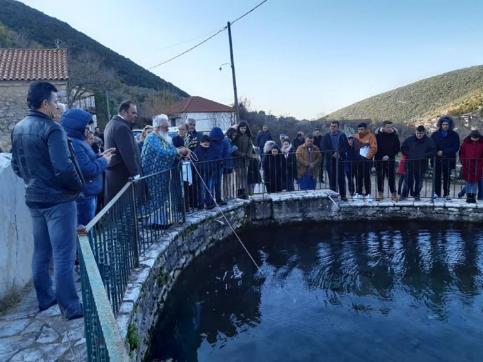 Τα Θεοφάνεια στην Κοντοβάζαινα Γορτυνίας (εικόνες)