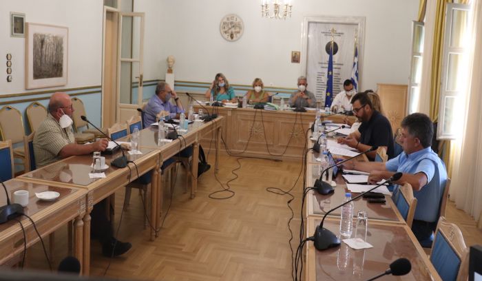 &Epsilon;&nu;&iota;&sigma;&chi;ύ&omicron;&nu;&tau;&alpha;&iota; &omicron;&iota; &alpha;&rho;&mu;&omicron;&delta;&iota;ό&tau;&eta;&tau;&epsilon;&sigmaf; &tau;&eta;&sigmaf; &Omicron;&iota;&kappa;&omicron;&nu;&omicron;&mu;&iota;&kappa;ή&sigmaf; &Epsilon;&pi;&iota;&tau;&rho;&omicron;&pi;ή&sigmaf;