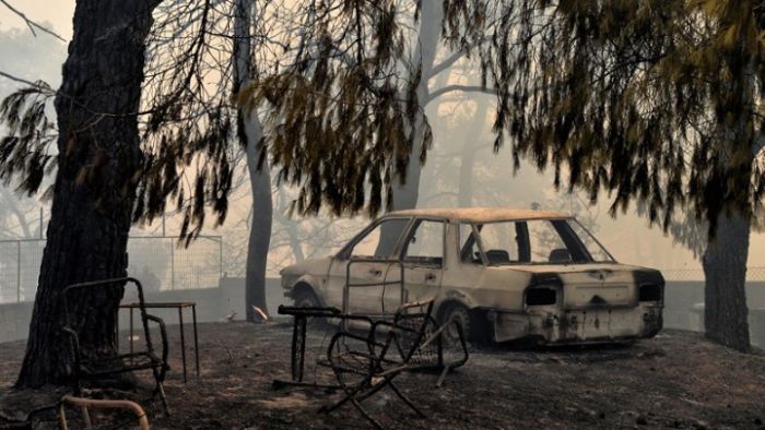 Κατέληξε 42χρονη στο ΚΑΤ- Στους 88 οι νεκροί από τη φωτιά στο Μάτι