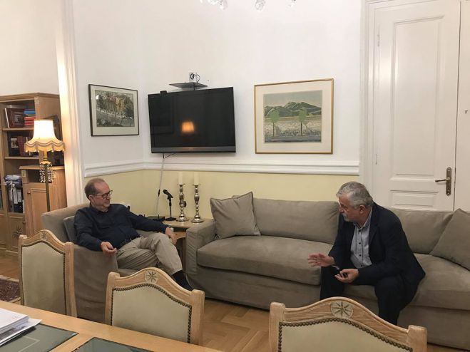 &ldquo;&Tau;&alpha;&upsilon;&tau;&iota;&zeta;ό&mu;&alpha;&sigma;&tau;&epsilon; &sigma;&epsilon; ό&lambda;&alpha;&rdquo; | &Kappa;&omicron;&iota;&nu;ή &gamma;&rho;&alpha;&mu;&mu;ή &Pi;&epsilon;&rho;&iota;&phi;έ&rho;&epsilon;&iota;&alpha;&sigmaf; &kappa;&alpha;&iota; &Delta;ή&mu;&omicron;&upsilon; &Mu;&epsilon;&gamma;&alpha;&lambda;ό&pi;&omicron;&lambda;&eta;&sigmaf; &gamma;&iota;&alpha; &tau;&eta; &mu;&epsilon;&tau;&alpha;&lambda;&iota;&gamma;&nu;&iota;&tau;&iota;&kappa;ή &epsilon;&pi;&omicron;&chi;ή!