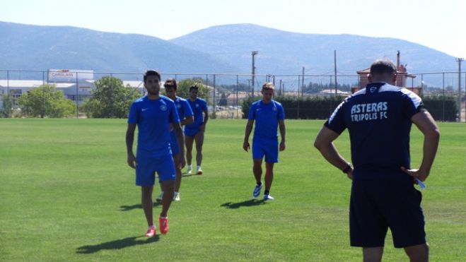 &Mu;&epsilon; &alpha;&rho;&kappa;&epsilon;&tau;&omicron;ύ&sigmaf; &tau;&rho;&alpha;&upsilon;&mu;&alpha;&tau;ί&epsilon;&sigmaf; &sigma;&upsilon;&nu;&epsilon;&chi;ί&zeta;&epsilon;&tau;&alpha;&iota; &eta; &pi;&rho;&omicron;&epsilon;&tau;&omicron;&iota;&mu;&alpha;&sigma;ί&alpha; &tau;&omicron;&upsilon; &Alpha;&sigma;&tau;έ&rho;&alpha; &gamma;&iota;&alpha; &tau;&eta; &Mu;&alpha;&kappa;ά&mu;&pi;&iota;!