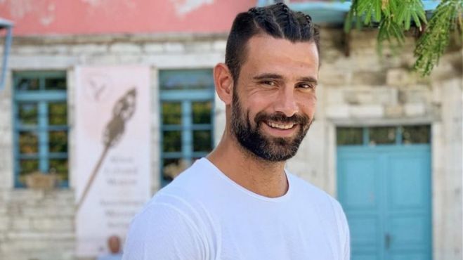 O &Mu;&iota;&chi;ά&lambda;&eta;&sigmaf; &Mu;&omicron;&upsilon;&rho;&omicron;ύ&tau;&sigma;&omicron;&sigmaf; &alpha;&pi;ό &tau;&eta;&nu; &Gamma;&omicron;&rho;&tau;&upsilon;&nu;ί&alpha; &kappa;&alpha;&iota; &laquo;&eta; &Mu;&alpha;&rho;ί&alpha; &tau;&eta;&sigmaf; &kappa;&alpha;&rho;&delta;&iota;ά&sigmaf; &tau;&omicron;&upsilon;&raquo;