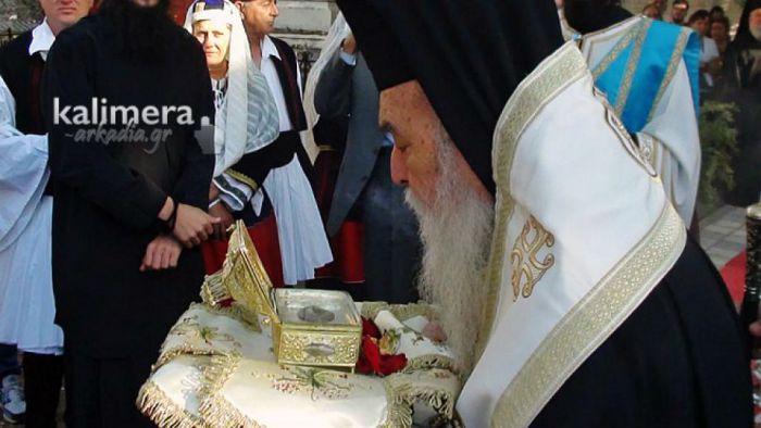 &Iota;&epsilon;&rho;&epsilon;&mu;ί&alpha;&sigmaf; &gamma;&iota;&alpha; &tau;&omicron; &nu;ό&mu;&omicron; &alpha;&lambda;&lambda;&alpha;&gamma;ή&sigmaf; &phi;ύ&lambda;&omicron;&upsilon;: "Έ&pi;&rho;&epsilon;&pi;&epsilon; &nu;&alpha; &gamma;ί&nu;&epsilon;&iota; &delta;&eta;&mu;&omicron;&psi;ή&phi;&iota;&sigma;&mu;&alpha;"!