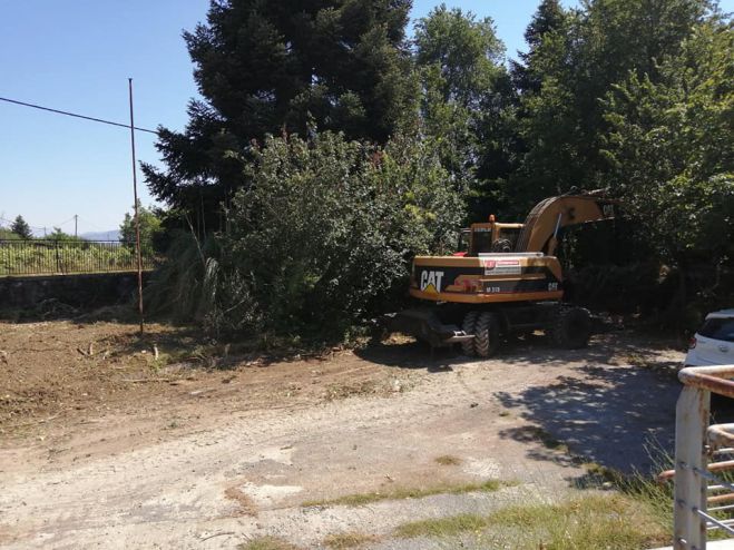 Εξωραϊσμός και καθαρισμός στον περιβάλλοντα χώρο του ΚΕΓΕ Κερασίτσας (εικόνες)