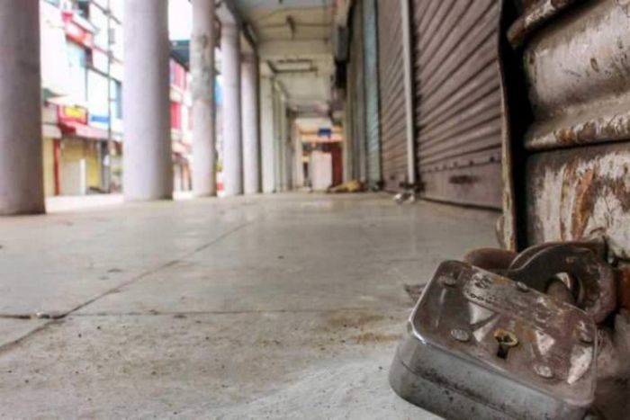 &Kappa;&alpha;&theta;&eta;&gamma;&eta;&tau;ή&sigmaf; &Pi;&alpha;&nu;&epsilon;&pi;&iota;&sigma;&tau;&eta;&mu;ί&omicron;&upsilon; &Alpha;&theta;&eta;&nu;ώ&nu;: "&Theta;&alpha; &alpha;&nu;&omicron;ί&xi;&omicron;&upsilon;&mu;&epsilon; &tau;&omicron; &tau;&epsilon;&lambda;&epsilon;&upsilon;&tau;&alpha;ί&omicron; &delta;&epsilon;&kappa;&alpha;&pi;&epsilon;&nu;&theta;ή&mu;&epsilon;&rho;&omicron; &tau;&omicron;&upsilon; &Delta;&epsilon;&kappa;&epsilon;&mu;&beta;&rho;ί&omicron;&upsilon;, &alpha;&nu; ό&lambda;&alpha; &alpha;&kappa;&omicron;&lambda;&omicron;&upsilon;&theta;&eta;&theta;&omicron;ύ&nu; &pi;&iota;&sigma;&tau;ά"