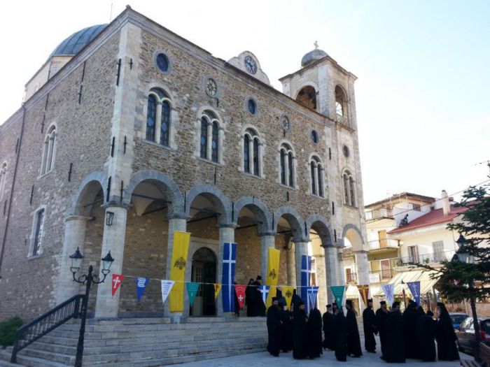 Γιορτάζει ο Ναός Αγίων Αποστόλων Πέτρου και Παύλου στον Άγιο Πέτρο Κυνουρίας