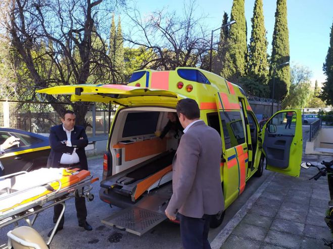 Τελειώνουν οι διαδικασίες για το νέο ασθενοφόρο στο Κέντρο Υγείας Άστρους!