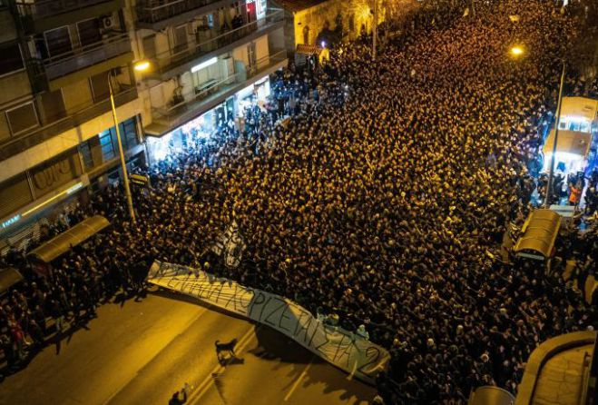 Οργή λαού από 10.000 ΠΑΟΚτσήδες στη Θεσσαλονίκη! (vd)