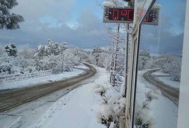 Μεγαλόπολη | Το φυλάκιο της ΔΕΗ στο Ψαθί ... κατάλευκο από το χιόνι! (εικόνες)