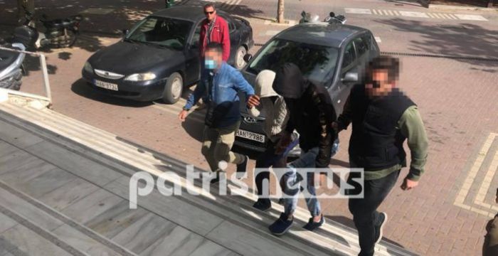 &Pi;&rho;&omicron;&sigma;&omega;&rho;&iota;&nu;ή &kappa;&rho;ά&tau;&eta;&sigma;&eta; &gamma;&iota;&alpha; &tau;&alpha; &delta;ύ&omicron; &alpha;&delta;έ&lambda;&phi;&iota;&alpha; &pi;&omicron;&upsilon; &kappa;&alpha;&tau;&eta;&gamma;&omicron;&rho;&omicron;ύ&nu;&tau;&alpha;&iota; ό&tau;&iota; &lambda;ή&sigma;&tau;&epsilon;&psi;&alpha;&nu; &kappa;&alpha;&iota; &beta;ί&alpha;&sigma;&alpha;&nu; &eta;&lambda;&iota;&kappa;&iota;&omega;&mu;έ&nu;&eta; &sigma;&tau;&eta;&nu; &Eta;&lambda;&epsilon;ί&alpha;