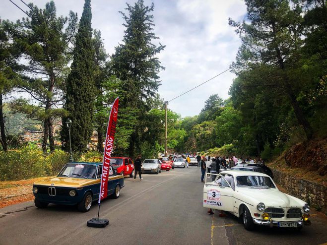 &laquo;Arcadia Classic Tour&raquo; &mu;&epsilon; &upsilon;&pi;έ&rho;&omicron;&chi;&alpha; &iota;&sigma;&tau;&omicron;&rho;&iota;&kappa;ά &alpha;&upsilon;&tau;&omicron;&kappa;ί&nu;&eta;&tau;&alpha; &sigma;&tau;&eta;&nu; &Gamma;&omicron;&rho;&tau;&upsilon;&nu;ί&alpha;! (&epsilon;&iota;&kappa;ό&nu;&epsilon;&sigmaf;)