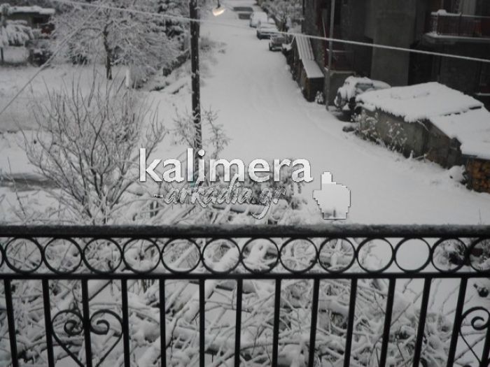 Η όμορφη χιονισμένη Βυτίνα (εικόνες)