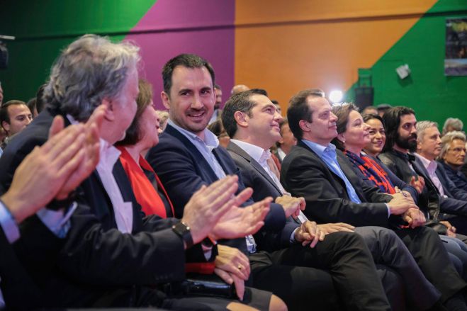 Η θετική αναφορά Τσίπρα στον Γιώργο Δέδε και το δυνατό χειροκρότημα στην Καλαμάτα! (vd)