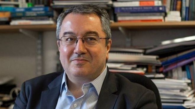 Μόσιαλος: &quot;Εξελίξεις τον Αύγουστο για το εμβόλιο κατά του κορωνοϊού&quot;