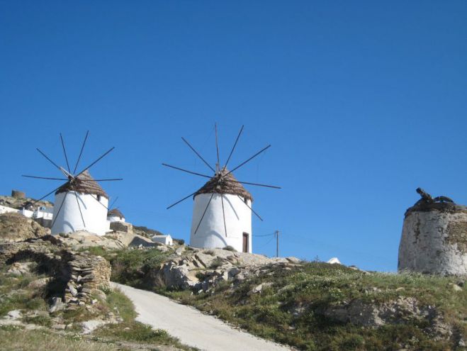 Επτά ελληνικά νησιά μεταξύ των δέκα κορυφαίων στη Μεσόγειο - Δείτε ποια είναι!