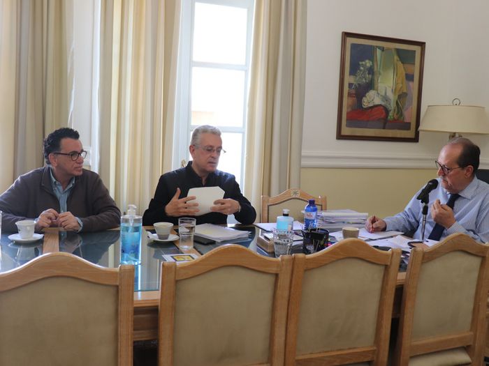 &Kappa;&omicron;&rho;&omega;&nu;&omicron;ϊό&sigmaf; | &Kappa;&alpha;&nu;έ&nu;&alpha; &nu;έ&omicron; &kappa;&rho;&omicron;ύ&sigma;&mu;&alpha; &sigma;&tau;&eta;&nu; &Pi;&epsilon;&rho;&iota;&phi;έ&rho;&epsilon;&iota;&alpha; &Pi;&epsilon;&lambda;&omicron;&pi;&omicron;&nu;&nu;ή&sigma;&omicron;&upsilon;