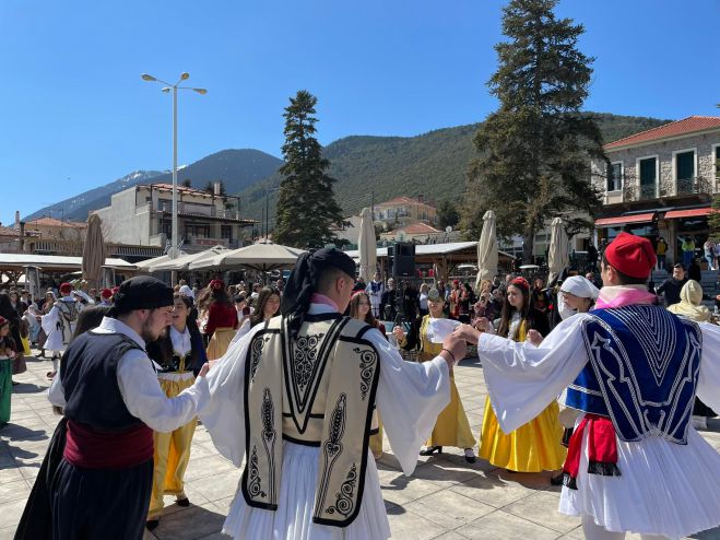 &Omicron; &epsilon;&omicron;&rho;&tau;&alpha;&sigma;&mu;ό&sigmaf; 25&eta;&sigmaf; &Mu;&alpha;&rho;&tau;ί&omicron;&upsilon; &sigma;&tau;&omicron; &Lambda;&epsilon;&beta;ί&delta;&iota; (&epsilon;&iota;&kappa;ό&nu;&epsilon;&sigmaf;)