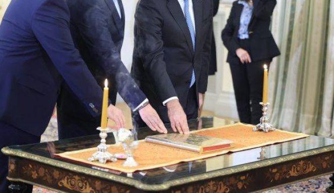 &Alpha;&sigma;&upsilon;&mu;&beta;ί&beta;&alpha;&sigma;&tau;&omicron; &upsilon;&pi;&omicron;&upsilon;&rho;&gamma;&omicron;ύ &ndash; &beta;&omicron;&upsilon;&lambda;&epsilon;&upsilon;&tau;ή &kappa;&alpha;&iota; &eta; &pi;&epsilon;&rho;ί&pi;&tau;&omega;&sigma;&eta; &tau;&eta;&sigmaf; &Alpha;&rho;&kappa;&alpha;&delta;ί&alpha;&sigmaf;!