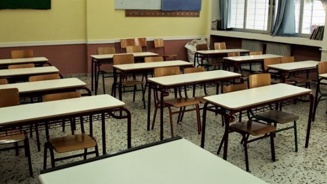 &Sigma;&chi;&omicron;&lambda;&epsilon;ί&alpha; | Ά&lambda;&lambda;&alpha;&xi;&epsilon; &eta; ώ&rho;&alpha; &pi;&omicron;&upsilon; &sigma;&chi;&omicron;&lambda;ά&nu;&epsilon; &omicron;&iota; &mu;&alpha;&theta;&eta;&tau;έ&sigmaf; &ndash; &Sigma;&epsilon; &Phi;&Epsilon;&Kappa; &eta; &alpha;&pi;ό&phi;&alpha;&sigma;&eta; &tau;&omicron;&upsilon; &upsilon;&pi;&omicron;&upsilon;&rho;&gamma;&epsilon;ί&omicron;&upsilon; &Pi;&alpha;&iota;&delta;&epsilon;ί&alpha;&sigmaf;