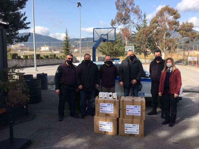 &Omicron;&mu;&omicron;&gamma;&epsilon;&nu;ή&sigmaf; &alpha;&pi;ό &tau;&eta; &Gamma;&epsilon;&rho;&mu;&alpha;&nu;ί&alpha; &delta;ώ&rho;&iota;&sigma;&epsilon; 30.000 &mu;ά&sigma;&kappa;&epsilon;&sigmaf; &pi;&rho;&omicron;&sigma;&tau;&alpha;&sigma;ί&alpha;&sigmaf; &sigma;&tau;&omicron;&upsilon;&sigmaf; &alpha;&sigma;&tau;&upsilon;&nu;&omicron;&mu;&iota;&kappa;&omicron;ύ&sigmaf; &tau;&eta;&sigmaf; &Alpha;&rho;&kappa;&alpha;&delta;ί&alpha;&sigmaf; (&epsilon;&iota;&kappa;ό&nu;&epsilon;&sigmaf;)