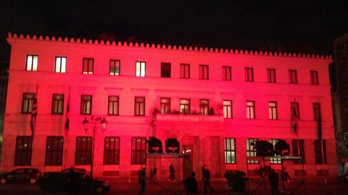 «Το τερμάτισε» ο Καμίνης: Ούτε ο δήμαρχος της Άγκυρας δεν φωταγώγησε το δημαρχείο του με τα χρώματα της τουρκικής σημαίας!