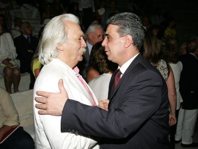 &Tau;&omicron; &Mu;&epsilon;&rho;ό&pi;&epsilon;&iota;&omicron;&nu; &Phi;&iota;&lambda;&alpha;&nu;&theta;&rho;&omega;&pi;&iota;&kappa;ό &Sigma;&omega;&mu;&alpha;&tau;&epsilon;ί&omicron; &tau;ί&mu;&eta;&sigma;&epsilon; &tau;&eta; &mu;&nu;ή&mu;&eta; &tau;&omicron;&upsilon; &Delta;&eta;&mu;ή&tau;&rho;&eta; &Tau;&alpha;&lambda;&alpha;&gamma;ά&nu;&eta;