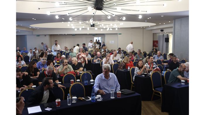 &Sigma;&Upsilon;&Rho;&Iota;&Zeta;&Alpha; | &Epsilon;&pi;&iota;&sigma;&tau;&rho;έ&phi;&epsilon;&iota; &omicron; &Pi;&omicron;&lambda;ά&kappa;&eta;&sigmaf; &sigma;&tau;&eta;&nu; &Kappa;&omicron;&iota;&nu;&omicron;&beta;&omicron;&upsilon;&lambda;&epsilon;&upsilon;&tau;&iota;&kappa;ή &Omicron;&mu;ά&delta;&alpha; &ndash; Ά&kappa;&upsilon;&rho;&eta; &eta; &alpha;&pi;ό&phi;&alpha;&sigma;&eta; &gamma;&iota;&alpha; &sigma;&upsilon;&mu;&pi;ό&rho;&epsilon;&upsilon;&sigma;&eta; &mu;&epsilon; &tau;&omicron;&nu; &Tau;&sigma;ί&pi;&rho;&alpha;