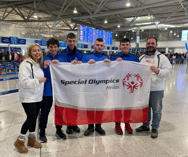 &Alpha;&pi;ό &tau;&eta;&nu; &Tau;&rho;ί&pi;&omicron;&lambda;&eta; &sigma;&tau;&omicron;... Gratz!