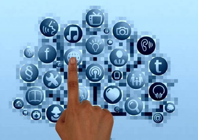 Voucher &gamma;&iota;&alpha; &upsilon;&pi;&epsilon;&rho;&upsilon;&psi;&eta;&lambda;έ&sigmaf; &tau;&alpha;&chi;ύ&tau;&eta;&tau;&epsilon;&sigmaf; Ί&nu;&tau;&epsilon;&rho;&nu;&epsilon;&tau; - &Omicron;&iota; &omega;&phi;&epsilon;&lambda;&omicron;ύ&mu;&epsilon;&nu;&omicron;&iota; &kappa;&alpha;&iota; &tau;&alpha; &kappa;&rho;&iota;&tau;ή&rho;&iota;&alpha;