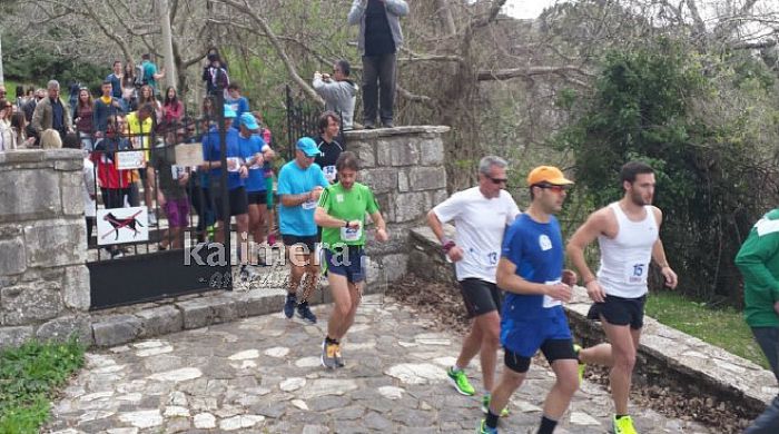 &Tau;ί&mu;&eta;&sigma;&alpha;&nu; &tau;&omicron;&nu; &laquo;&Gamma;έ&rho;&omicron; &tau;&omicron;&upsilon; &Mu;&omicron;&rho;&iota;ά&raquo;, &tau;&rho;έ&chi;&omicron;&nu;&tau;&alpha;&sigmaf; &alpha;&pi;ό &tau;&omicron; &Lambda;&iota;&mu;&pi;&omicron;&beta;ί&sigma;&iota; &mu;έ&chi;&rho;&iota; &tau;&omicron; &Chi;&rho;&upsilon;&sigma;&omicron;&beta;ί&tau;&sigma;&iota;! (vd)