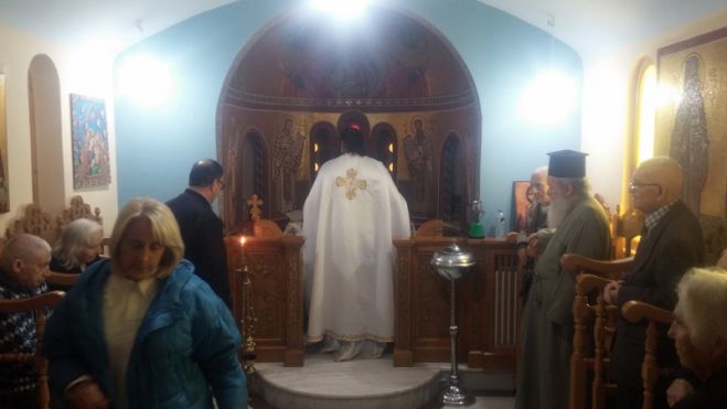Θεία Λειτουργία στο παρεκκλήσι του Γηροκομείου Τρίπολης (εικόνες)