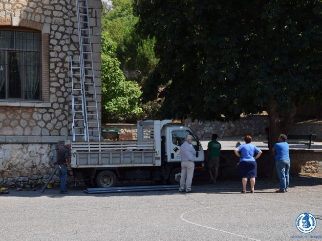 Νεστάνη | Αντικαταστάθηκε η στέγη στο δημοτικό σχολείο (vd)