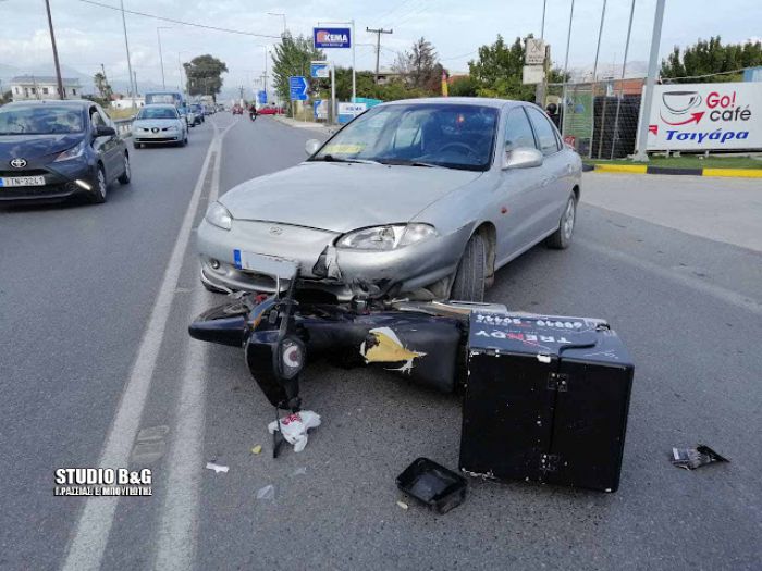 Τροχαίο ατύχημα με τραυματία οδηγό delivery στο Άργος