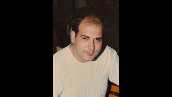 &Tau;&eta;&nu; &Tau;&rho;ί&tau;&eta; &eta; &kappa;&eta;&delta;&epsilon;ί&alpha; &tau;&omicron;&upsilon; 52&chi;&rho;&omicron;&nu;&omicron;ύ &upsilon;&pi;&alpha;&lambda;&lambda;ή&lambda;&omicron;&upsilon; &tau;&omicron;&upsilon; &Epsilon;&Kappa;&Alpha;&Beta;, &Nu;&iota;&kappa;&omicron;&lambda;ά&omicron;&upsilon; &Delta;&omicron;&upsilon;&mu;ά&zeta;&omicron;&upsilon;