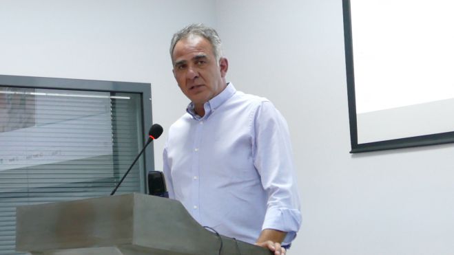 &Tau;&rho;&omicron;&upsilon;&pi;ή&sigmaf;: "&Omicron;&iota; &mu;&epsilon;&gamma;ά&lambda;&omicron;&iota; &alpha;&upsilon;&tau;&omicron;&kappa;&iota;&nu;&eta;&tau;ό&delta;&rho;&omicron;&mu;&omicron;&iota;&nbsp;&alpha;&pi;ό &tau;&eta; έ&phi;&epsilon;&rho;&alpha;&nu; &tau;&eta;&nu; &epsilon;&pi;&alpha;&rho;&chi;ί&alpha; &kappa;&omicron;&nu;&tau;ά &sigma;&tau;&alpha; &mu;&epsilon;&gamma;ά&lambda;&alpha; &alpha;&sigma;&tau;&iota;&kappa;ά &kappa;έ&nu;&tau;&rho;&alpha;,&nbsp;&alpha;&pi;ό &tau;&eta;&nu; ά&lambda;&lambda;&eta;&nbsp;&eta; &tau;&omicron;&pi;&iota;&kappa;ή &kappa;&alpha;&tau;&alpha;&nu;ά&lambda;&omega;&sigma;&eta; έ&chi;&epsilon;&iota;&nbsp;&mu;&epsilon;&iota;&omega;&theta;&epsilon;ί"