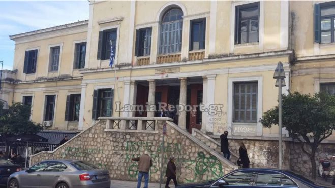 &Mu;&eta;&tau;έ&rho;&alpha; &epsilon;&gamma;&kappa;&alpha;&tau;έ&lambda;&epsilon;&iota;&psi;&epsilon; &tau;&omicron; 9,5 &epsilon;&tau;ώ&nu; &alpha;&upsilon;&tau;&iota;&sigma;&tau;&iota;&kappa;ό &pi;&alpha;&iota;&delta;ί &tau;&eta;&sigmaf; &sigma;&tau;&alpha; &delta;&iota;&kappa;&alpha;&sigma;&tau;ή&rho;&iota;&alpha; &Lambda;&alpha;&mu;ί&alpha;&sigmaf;