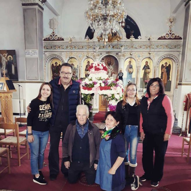 &Omicron; &eta;&theta;&omicron;&pi;&omicron;&iota;ό&sigmaf; &Tau;ά&sigma;&omicron;&sigmaf; &Kappa;&omega;&sigma;&tau;ή&sigmaf; &sigma;&tau;&omicron; &Kappa;&epsilon;&rho;&alpha;&sigma;&tau;ά&rho;&iota; &gamma;&iota;&alpha; &tau;&omicron; &Pi;ά&sigma;&chi;&alpha;! (&epsilon;&iota;&kappa;ό&nu;&epsilon;&sigmaf;)